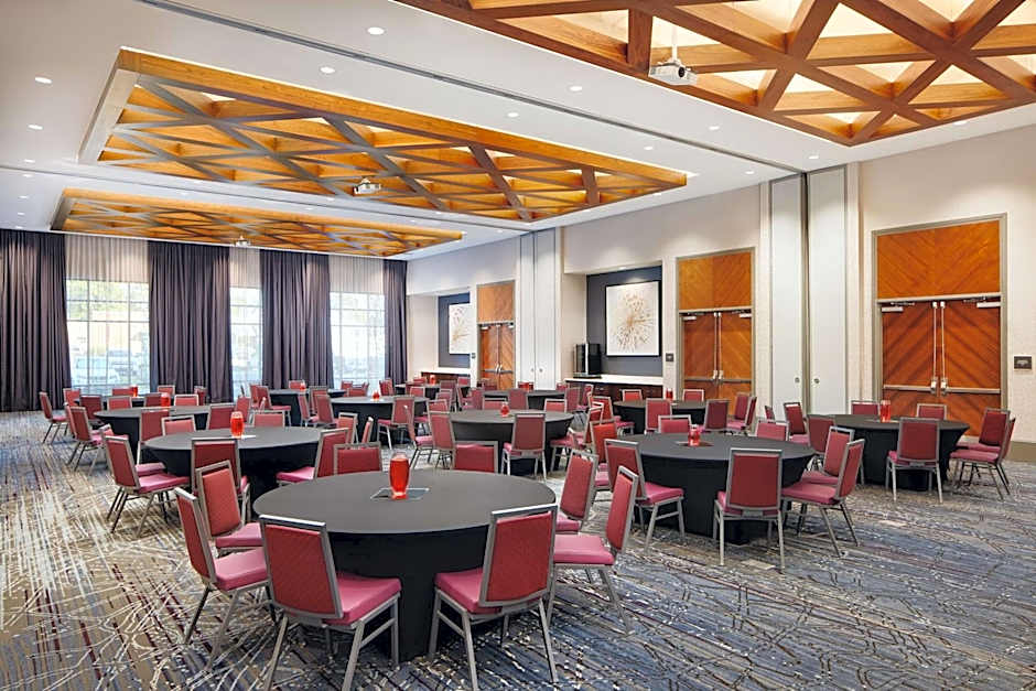 Embassy Suites By Hilton Atlanta Airport North