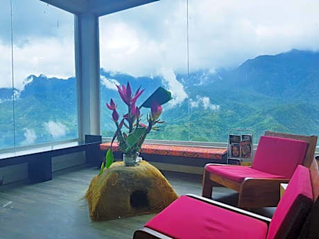 Phuong Nam Hotel
