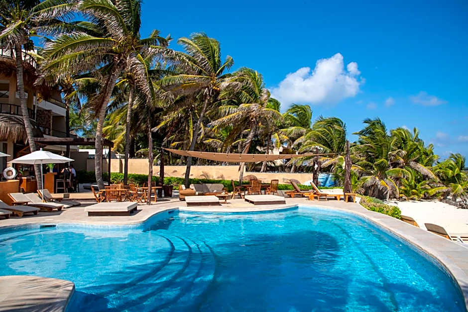 Hotel Playa La Media Luna