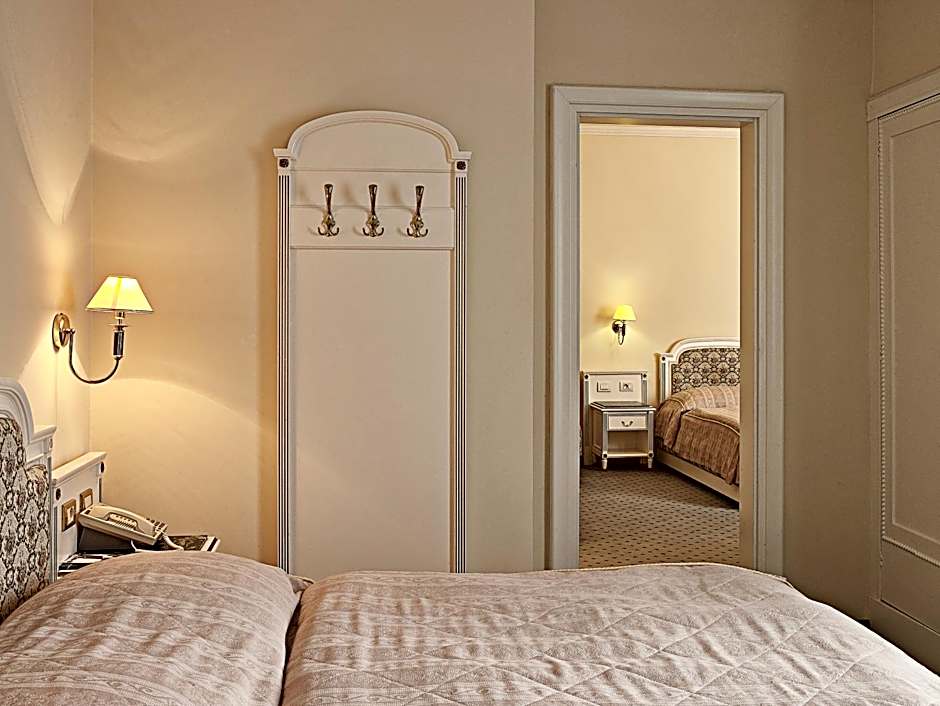 Ambassador Zlata Husa