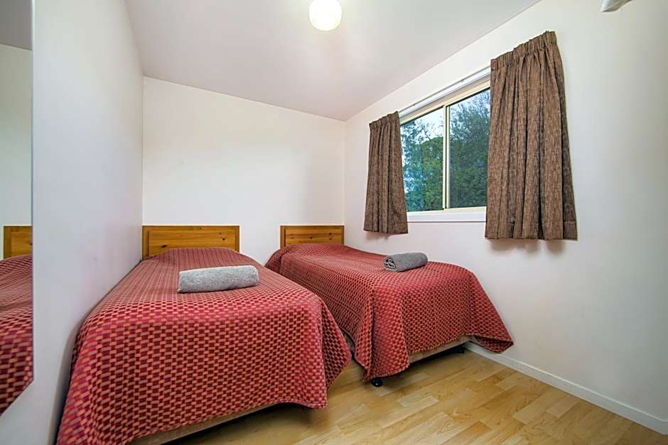 Wintersun Gardens Motel