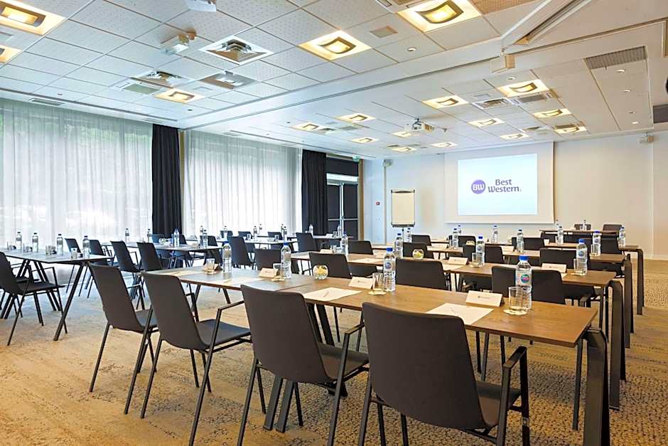 Hotel Inn Paris CDG Airport