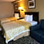 Days Inn & Suites by Wyndham Tucker/Northlake