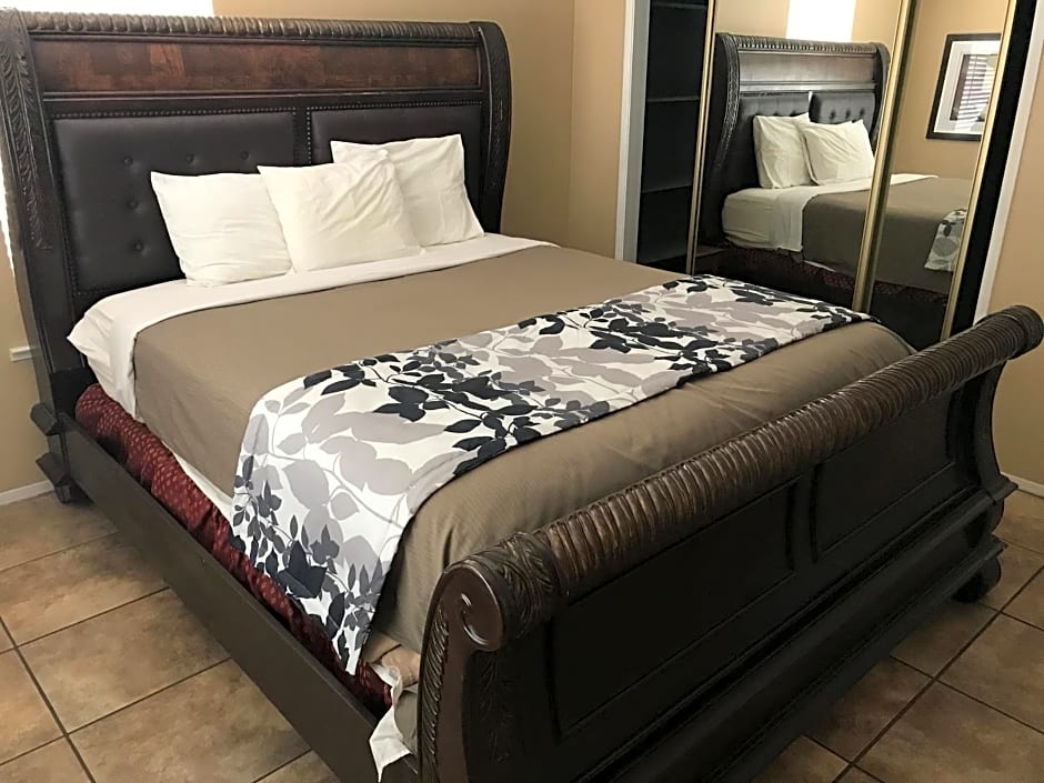Mountain Trail Lodge and Vacation Rentals