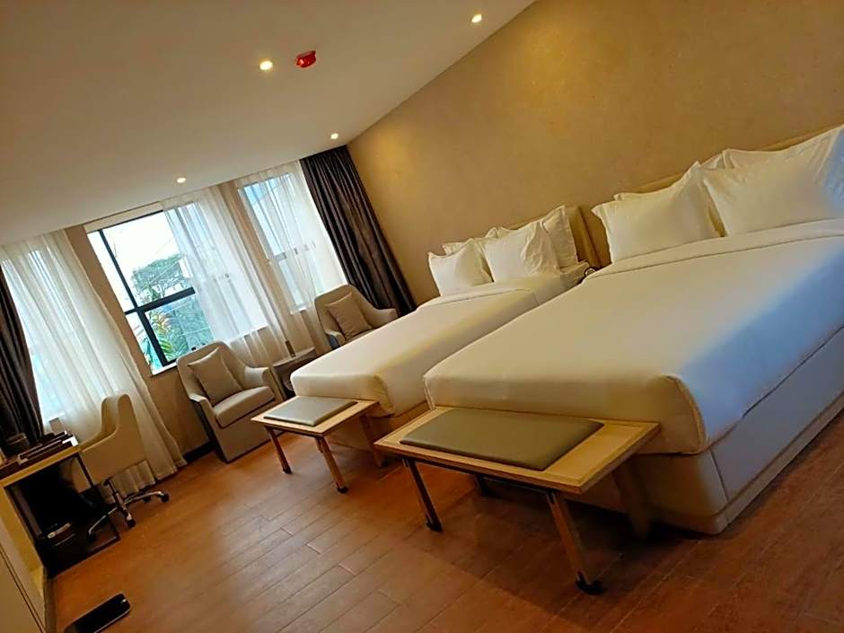 La Maison Royale South C