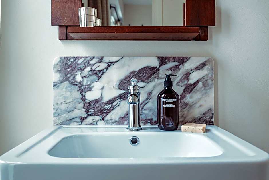 Hôtel des Academies et des Arts