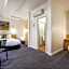 Boomerang Hotel