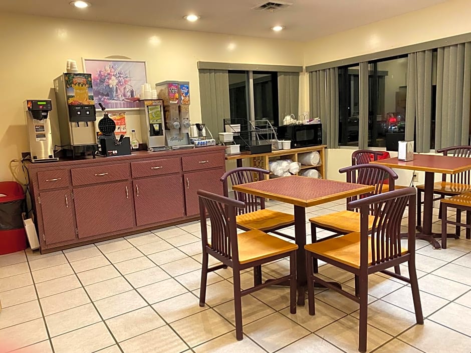 Knights Inn & Suites Dublin