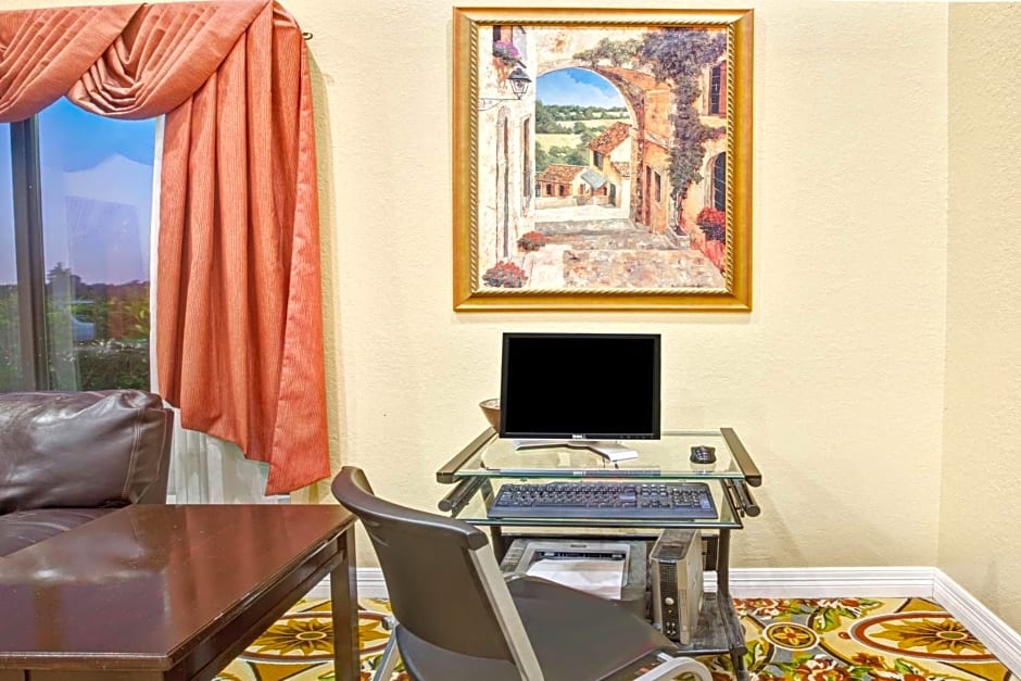 Americas Best Value Inn & Suites La Porte/Houston