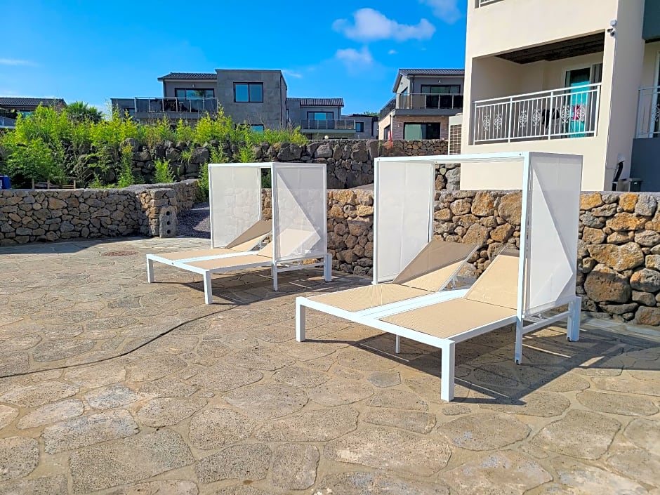 Tops10 Villa De Aewol