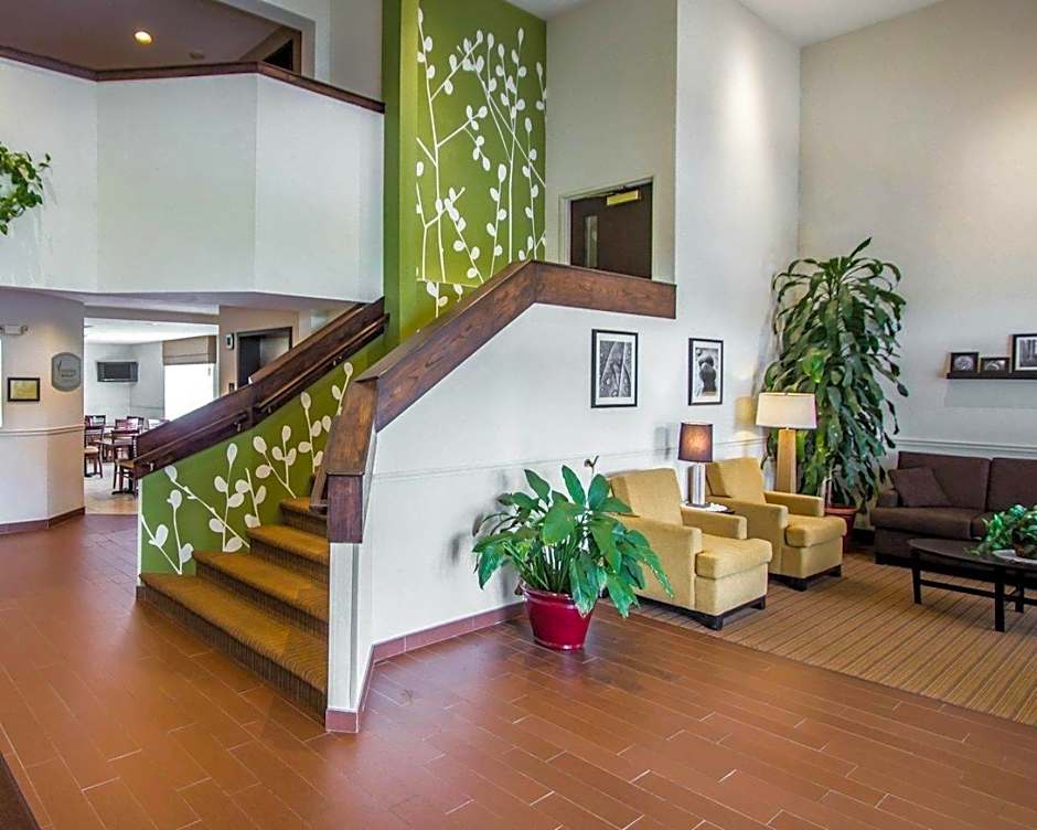 Sleep Inn & Suites Niantic North