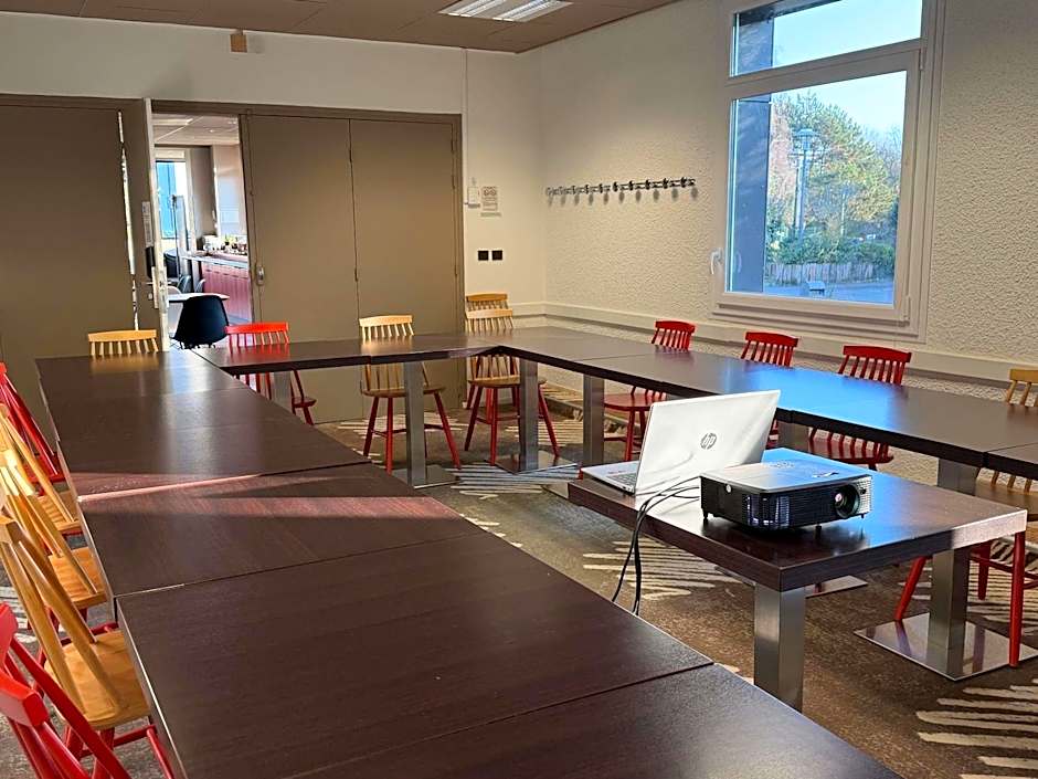 ibis Rennes Cesson