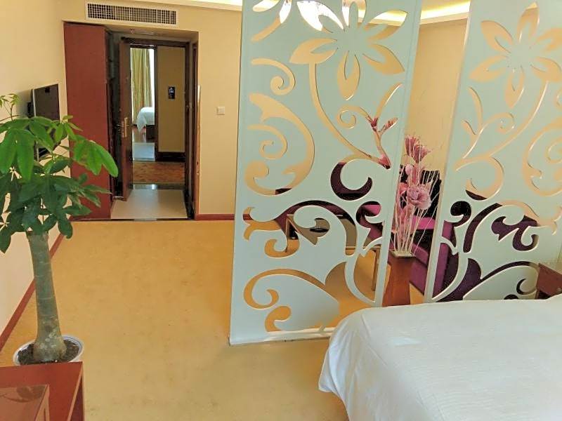 GreenTree Inn JiangSu NanJing MaQun Street NingZhi Road Shell Hotel – Nanjing, Jiangsu, MD