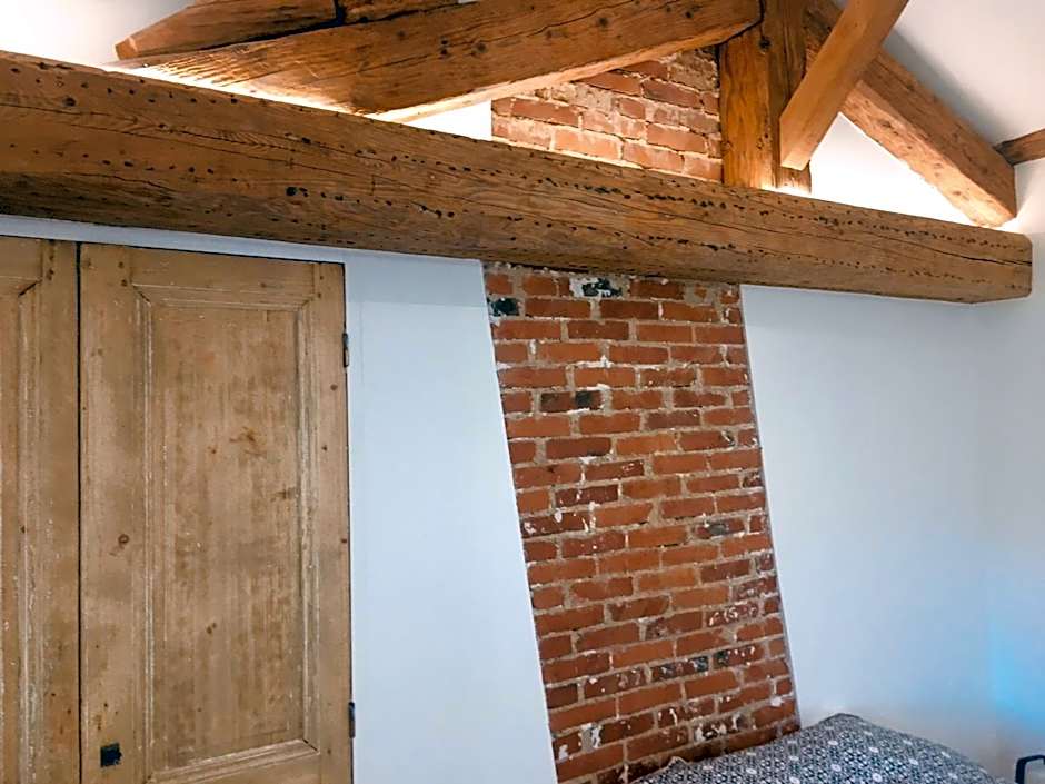 Aux Tourelles 1888 - Tres Proche Lyon #Clim #Piscine #Netflix #Parking Payant Securise