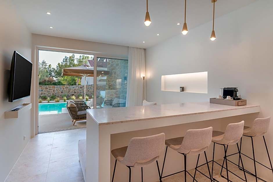 Gialova Hills 8 - Luxury Apartments with Pool