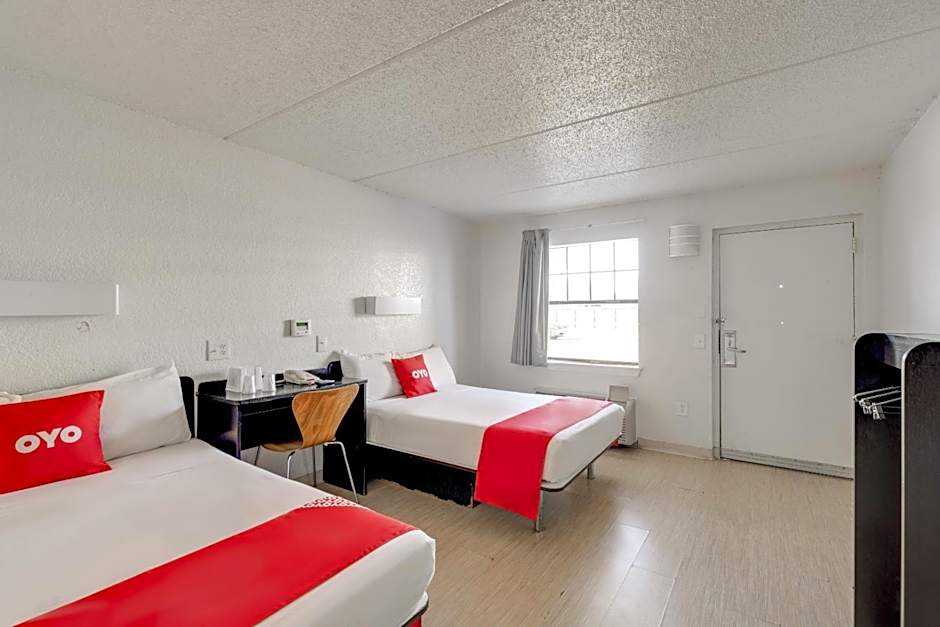 OYO Hotel Houston Katy Freeway