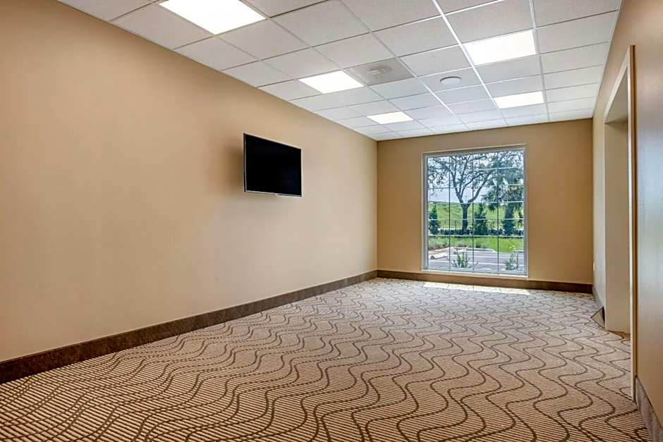 Comfort Suites Daytona Beach-Speedway