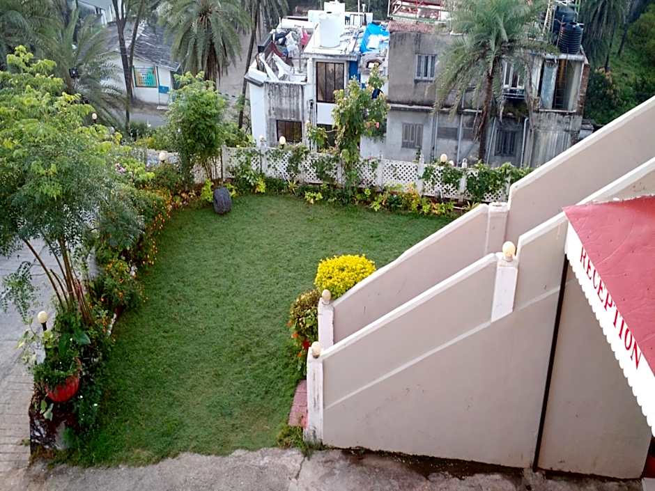 Hotel Udai Garh (A Family Hotel)