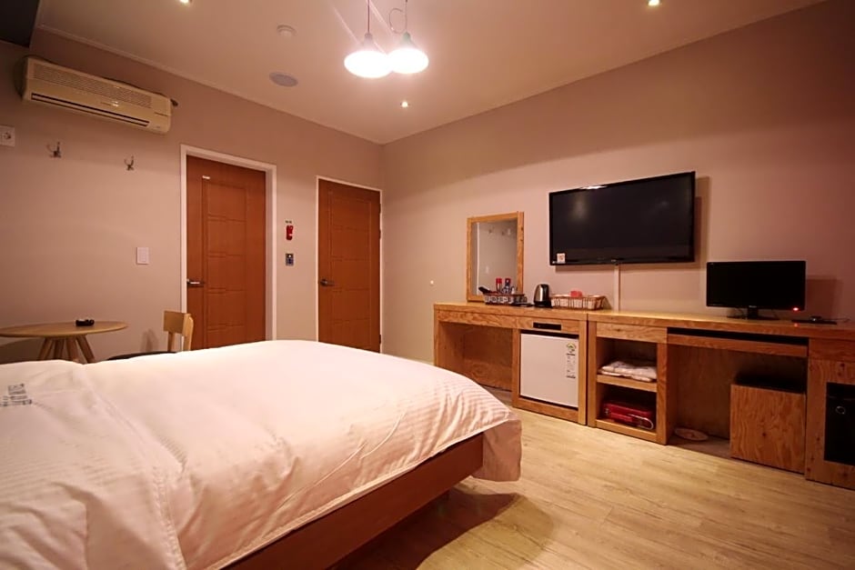 Gimhae Jangyu Check hotel