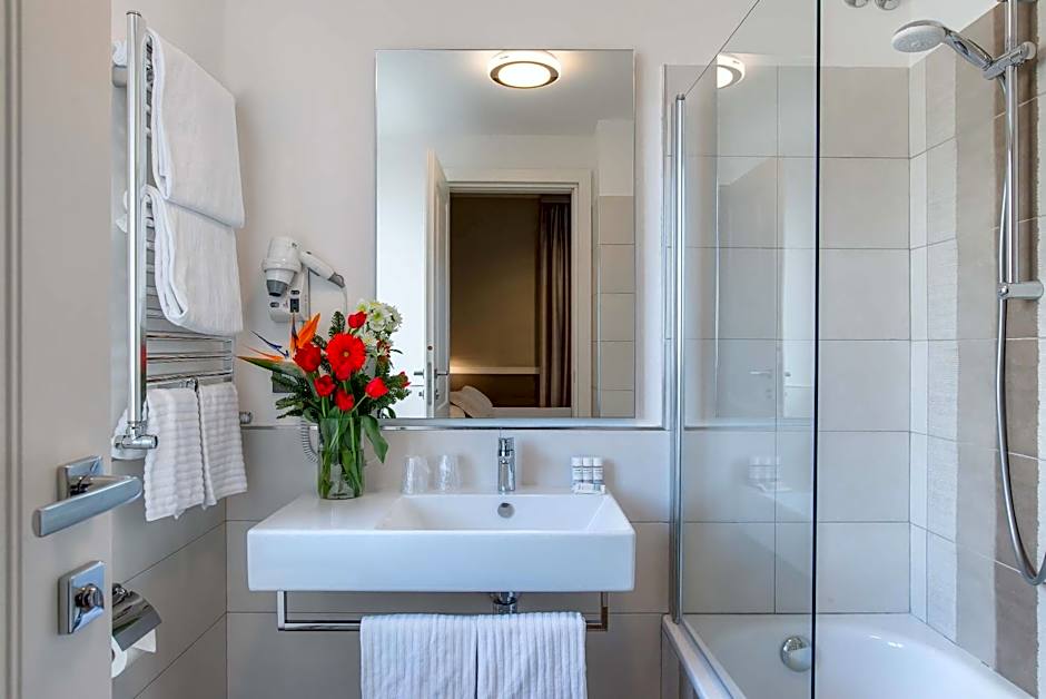 Fragrance Hotel St. Peter
