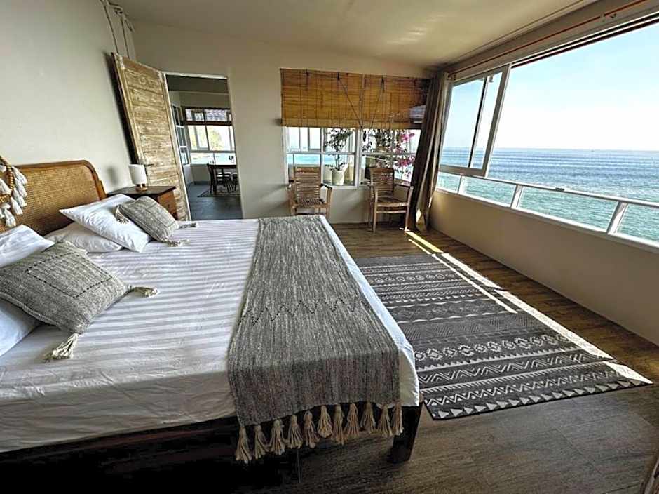Beach front villa , All Mare 2