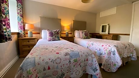 Double or Twin-Ensuite