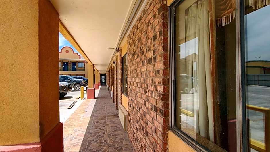 Deluxe Inn By Capital O Odessa I-20