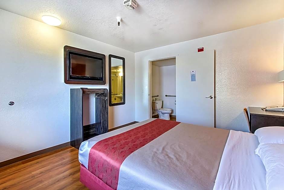 Motel 6-Watsonville, CA - Monterey Area