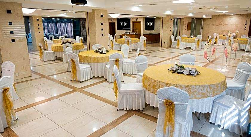 Selcuk Hotel Sems-i Tebrizi