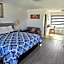 Merida Inn & Suites