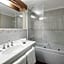 Elizabethan Lodge