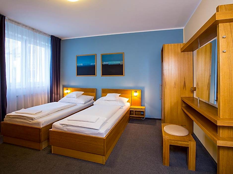 Foto 1 von 10 von Standard 1 Double Bed or 2 Beds