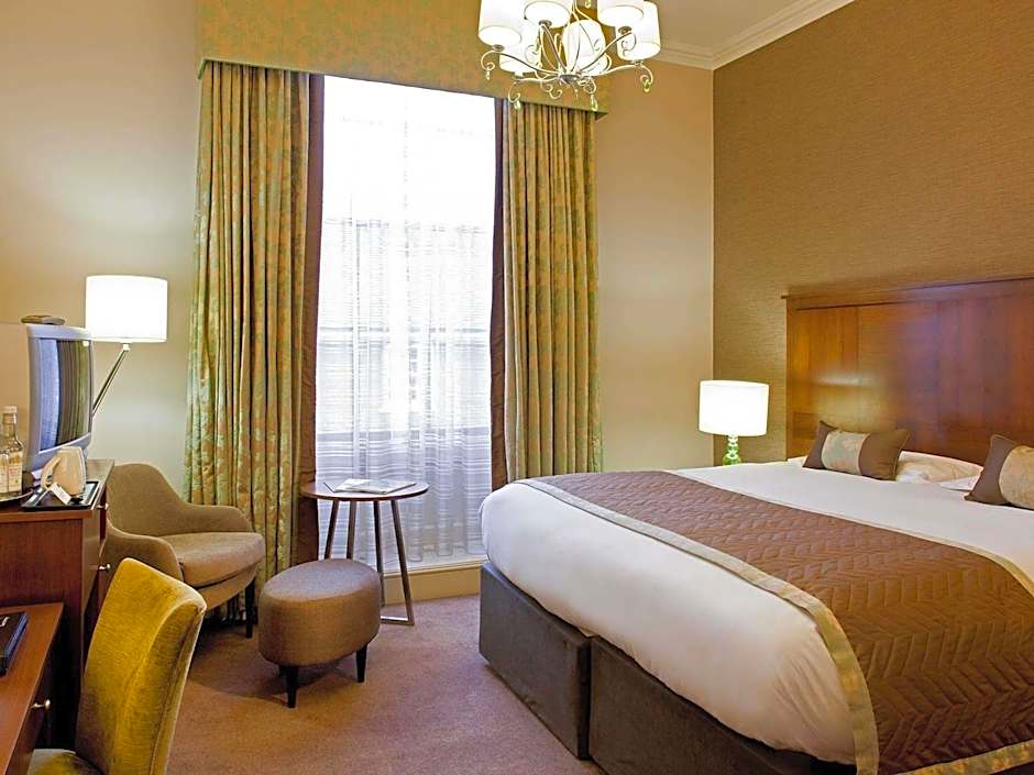 Mercure Salisbury White Hart Hotel