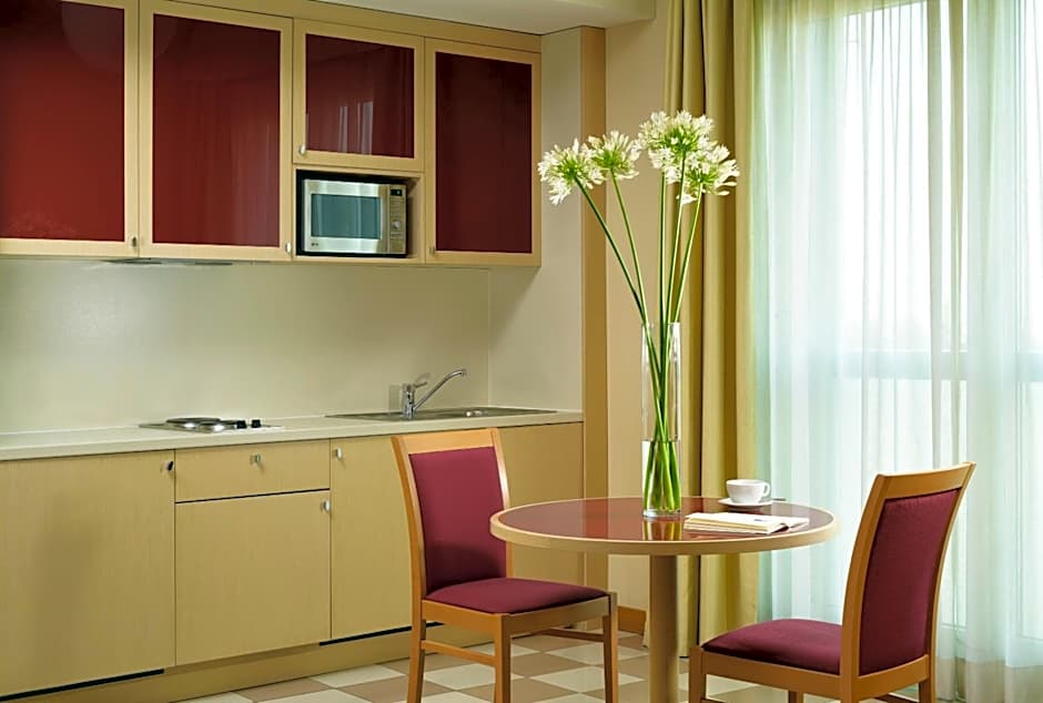 UNAHOTELS The ONE Milano Hotel & Residence