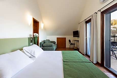 Junior Suite with Mountain View