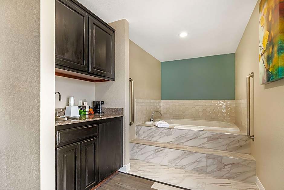 Best Western Prime Inn & Suites