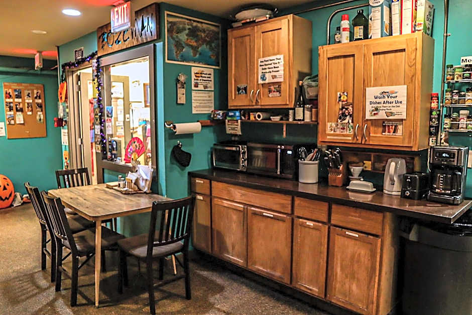 Treasure State Hostel