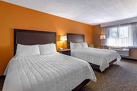 2 Queen Beds, Non-Smoking, Downstairs, Courtyard View, Microwave And Refrigerator