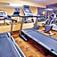 La Quinta Inn & Suites by Wyndham Memphis Airport Graceland