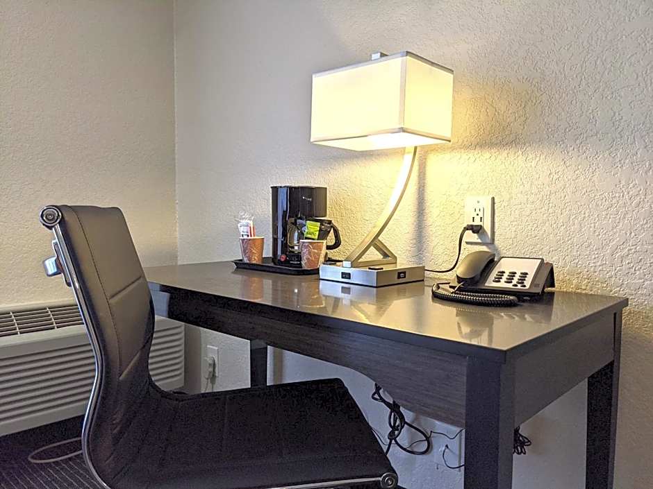 Quality Inn & Suites