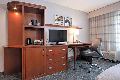 King Room with Sofa Bed