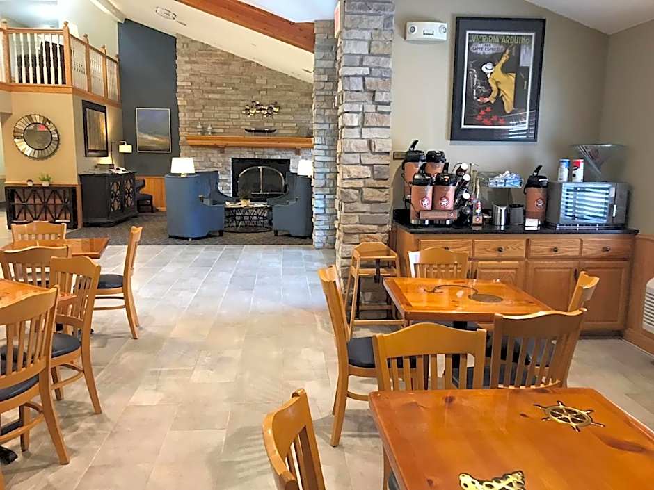 AmericInn by Wyndham Hotel and Suites Long Lake