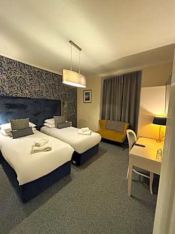 Large Twin Room