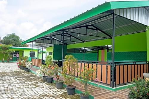 OYO 3115 Branti Raya Guest House Syariah