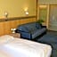 Alexander Charme Hotel