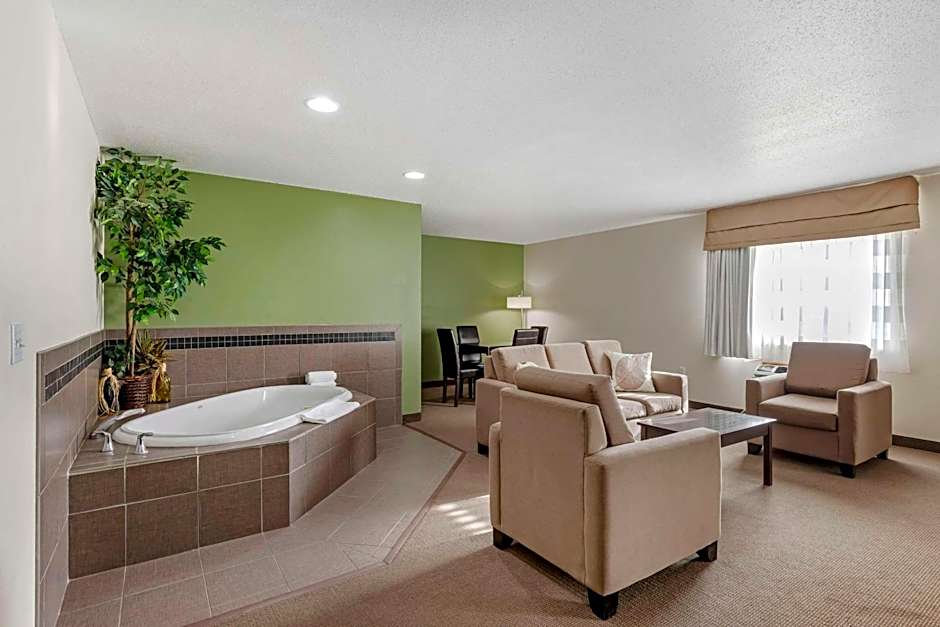 Sleep Inn & Suites Charles City