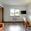 Oscoda Lakeside Hotel