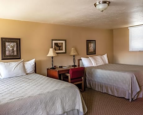 Queen Room with Two Queen Beds - Non-Smoking