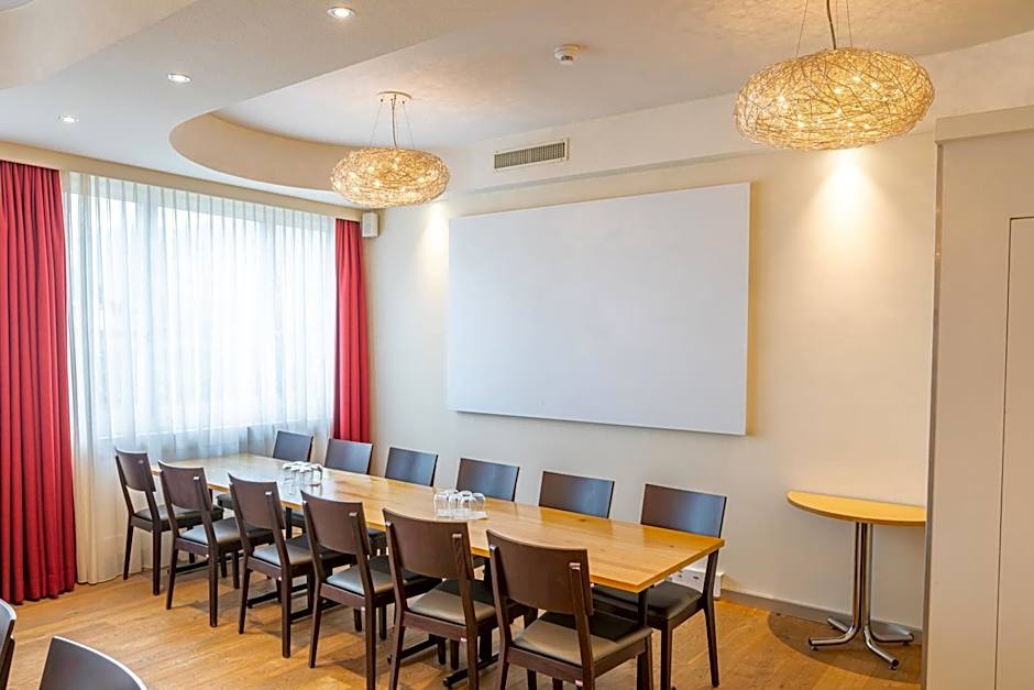 Hotel Holiday Thun
