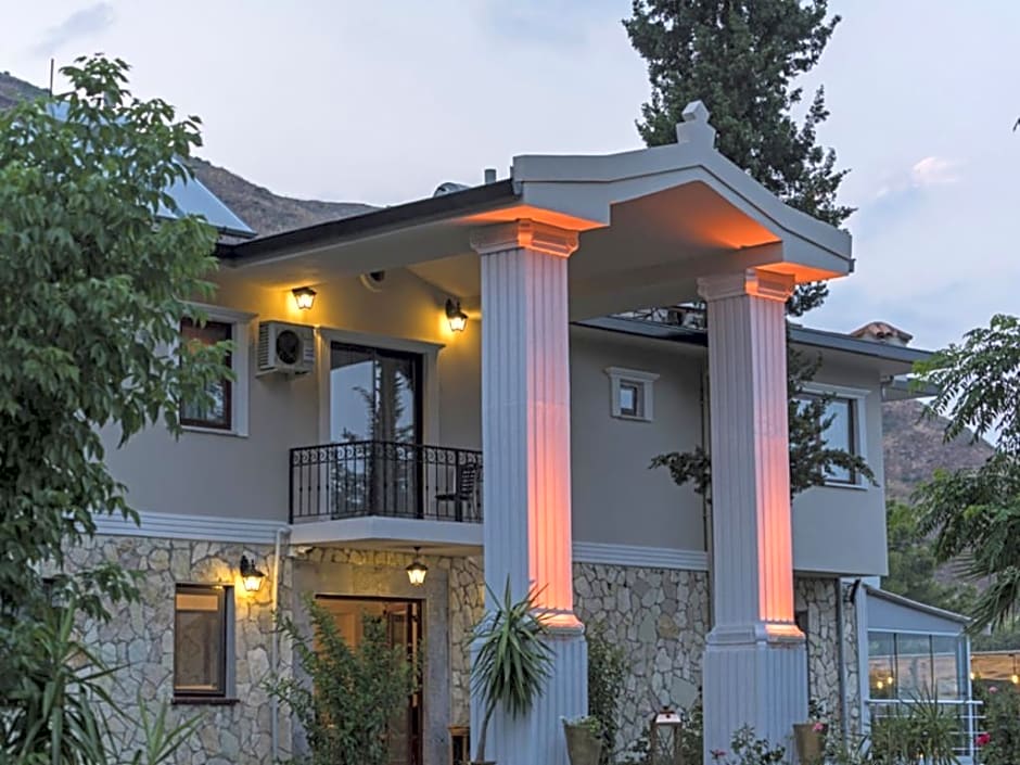 Otto Palace Boutique Hotel 